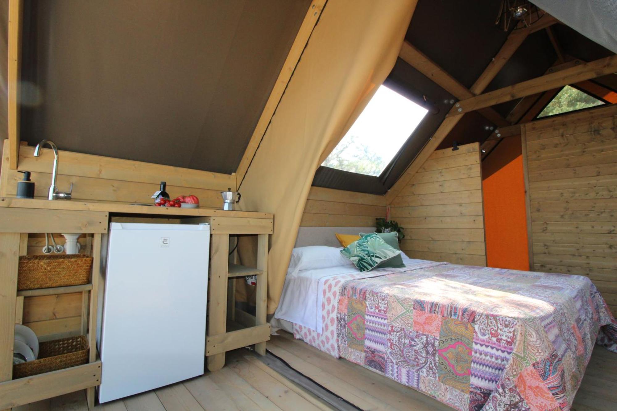 Отель Glamping San Bart Сан-Винченцо Экстерьер фото