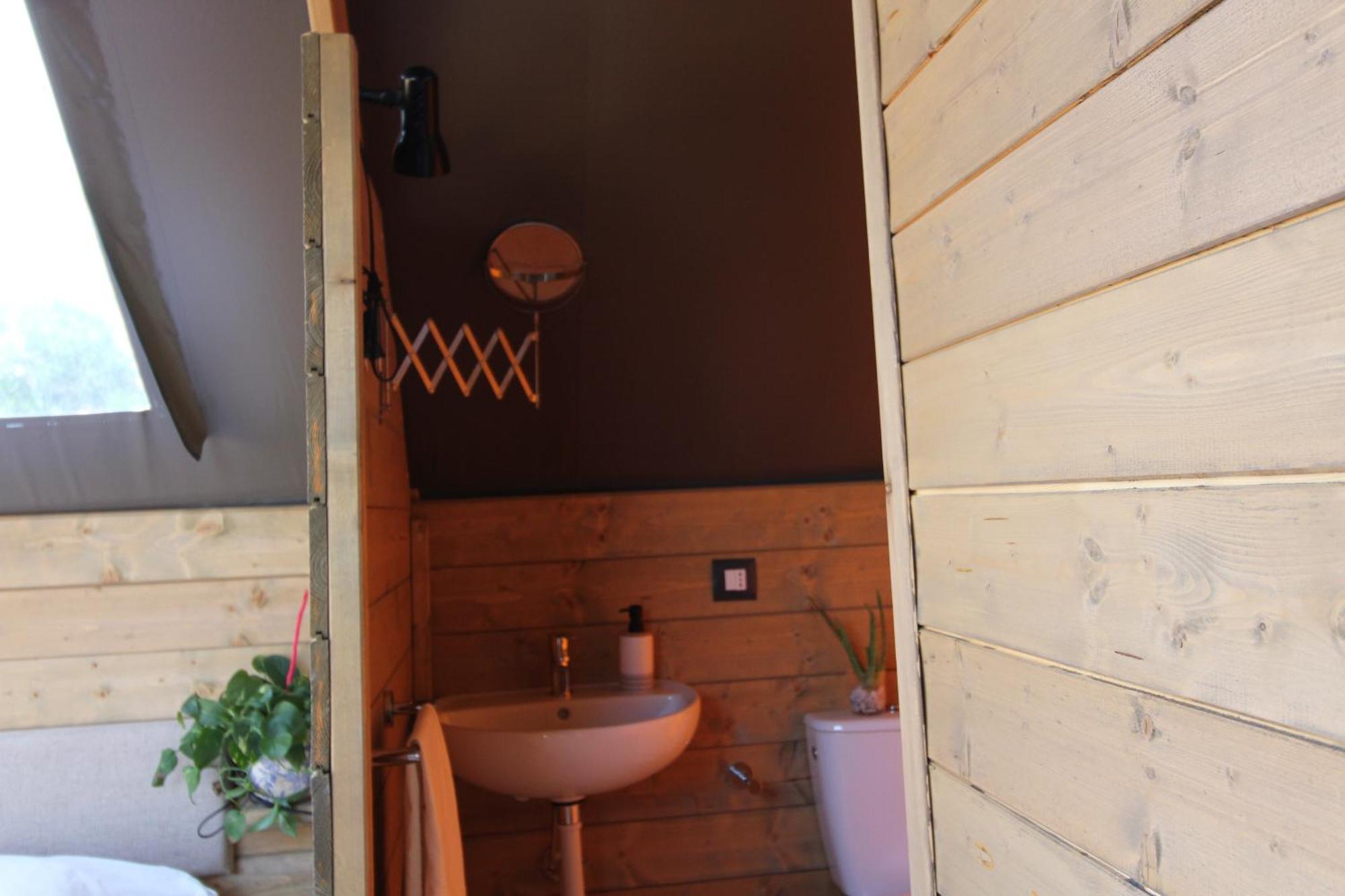 Отель Glamping San Bart Сан-Винченцо Экстерьер фото